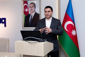 Azərbaycanda Ürək cərrahı ürək həkimi